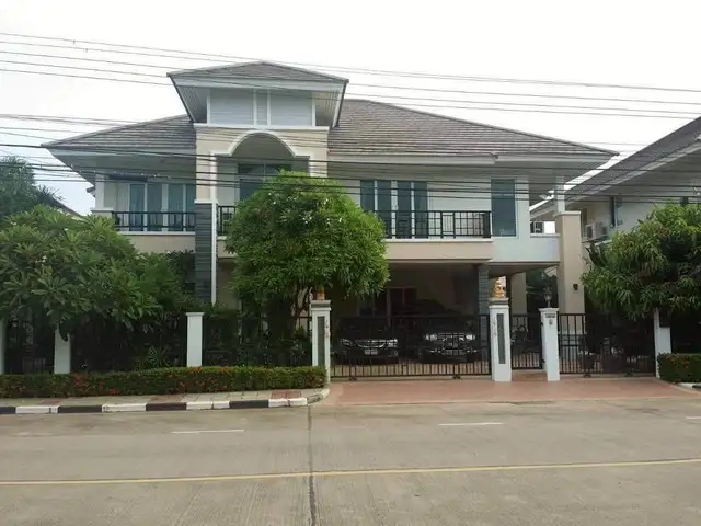บ้านเดี่ยว 100 ตารางวา 450 ตารางเมตร 5 ห้องนอน 5 ห้องน้ำ หมู่บ้านงามเจริญ โครงการ 7 ใกล้เซ็นทรัลพระราม 2